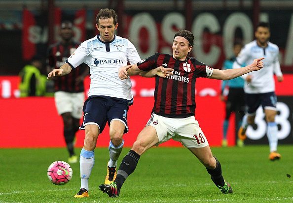 Riccardo Montolivo chưa đáp ứng được kỳ vọng của người hâm mộ AC Milan. Ảnh: Internet.