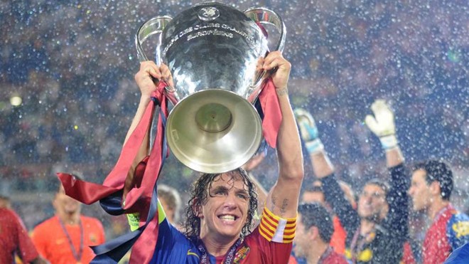 Trung vệ Carles Puyol: Cựu danh thủ người Tây Ban Nha là biểu tượng cho vinh quang chói lọi của Barcelona trong giai đoạn từ 2008 đến 2012. Puyol giải nghệ vào năm 2014 sau khi đã sưu tập đủ tất cả những danh hiệu cao quý nhất ở cả cấp độ câu lạc bộ lẫn tuyển quốc gia. Ảnh: Internet.
