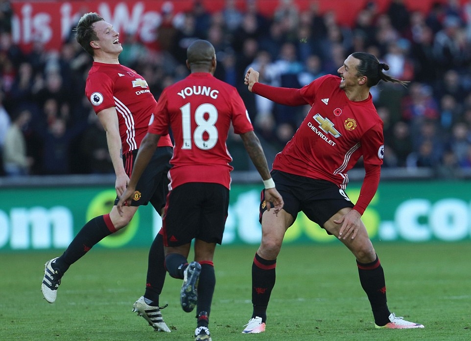 Swansea-3-1-Man-United-10