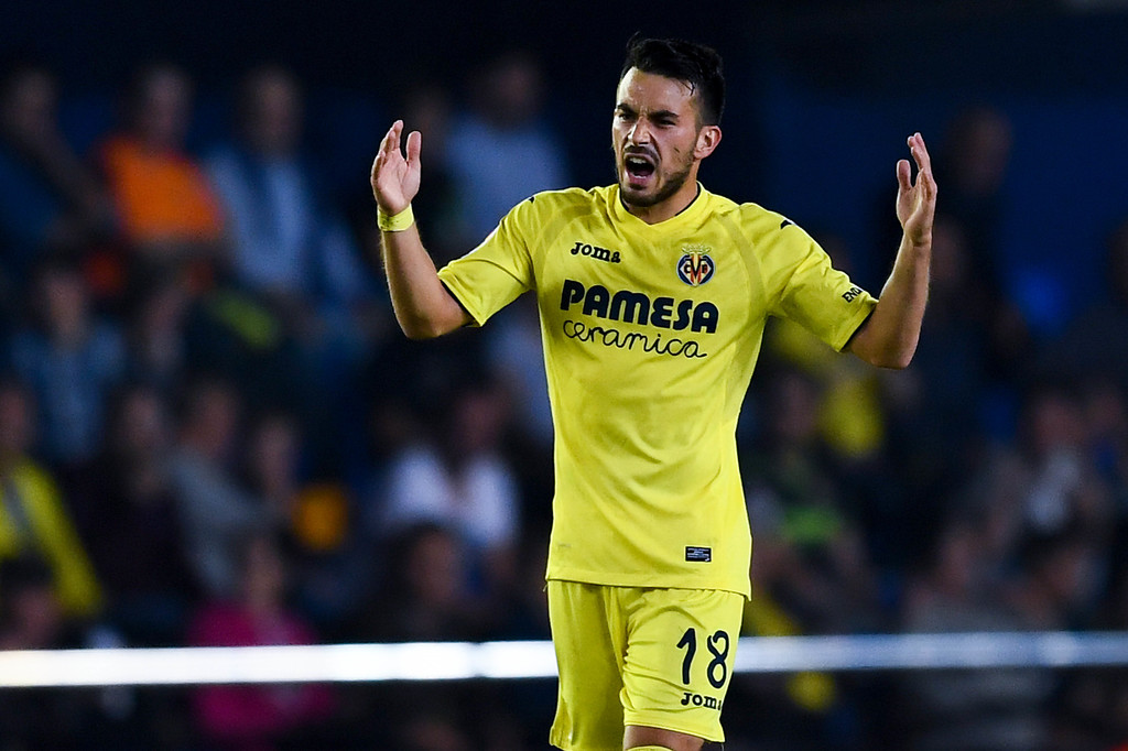 6. Nicola Sansone (Villarreal): Tiền đạo người Đức ngày càng cho thấy vai trò quan trọng của bản thân đối với CLB có biệt danh 'Tàu ngầm vàng'. Với 5 bàn thắng ở La Liga, chân sút 25 tuổi đang sánh ngang với Ronaldo ở cuộc đua Pichichi. Ảnh: Internet.