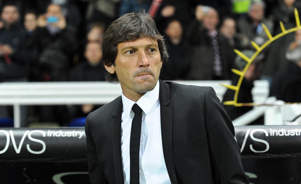 2. Leonardo (2010-2011/32 trận): Chỉ sau một ngày sa thải Benitez, Inter Milan liền bổ nhiệm Leonardo Araujo. Hành động này đã khiến rất nhiều CĐV AC Milan tức giận. Danh hiệu có được cùng Nerazzurri là Coppa Italia mùa giải 2010-11. Nhà cầm quân người Brazil tuyên bố từ chức vào ngày 18 tháng sáu năm 2011. Ảnh: Internet.