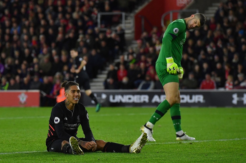 Nhưng trong một ngày kém duyên, hết Roberto Firmino... Ảnh: Mirror.