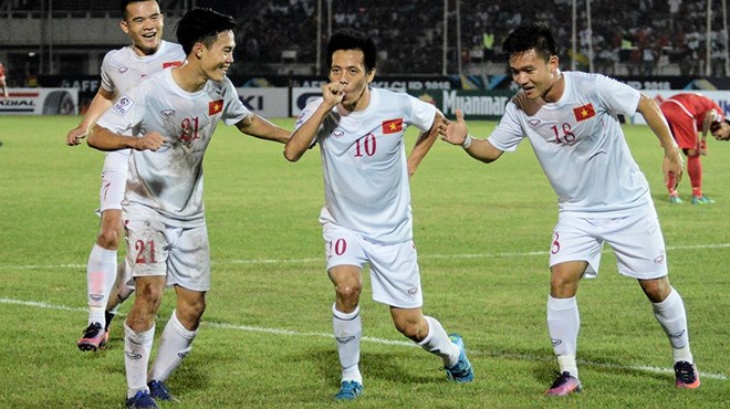 Tuyển Việt Nam cũng đã có 3 điểm sau trận thắng Myanmar. Ảnh: AFF Suzuki Cup.