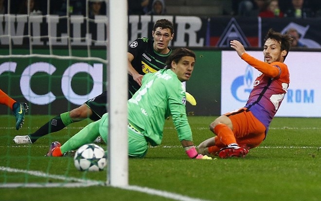 Silva ghi bàn thắng cho Man City. Ảnh: Reuters.