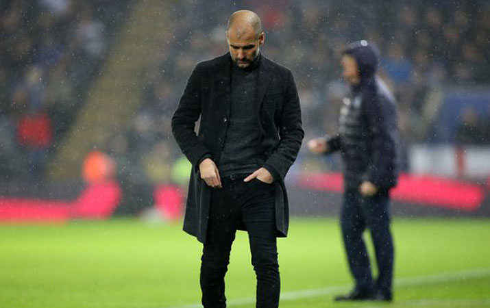 HLV Pep Guardiola vẫn chưa định hình được bộ khung chính thức cho Man City. Ảnh: Mirror.