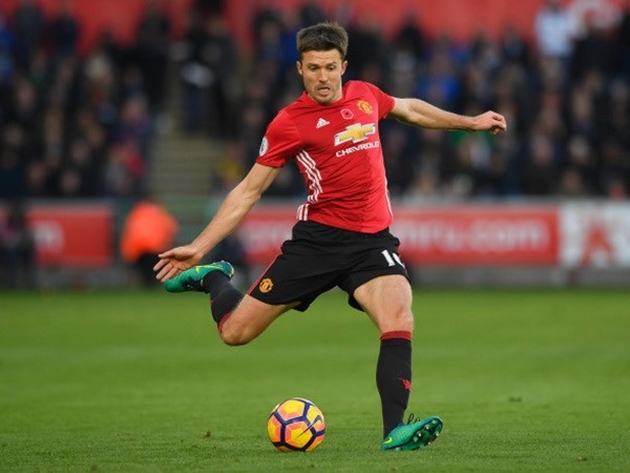 Michael Carrick trở lại ấn tượng.