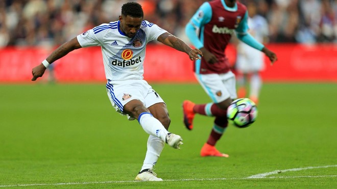 Sunderland vs Watford (22h ngày 17/12): Jermain Defoe đã ghi bàn vào lưới 35 đội khác nhau ở Premier League nhưng lại chưa một lần xuyên thủng được mảnh lưới của Watford (3 trận, 0 bàn).