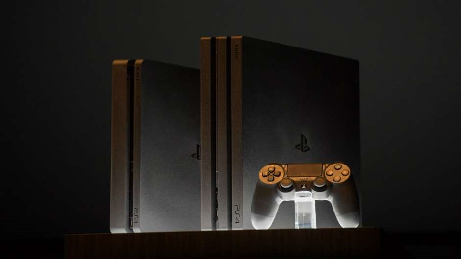 3.000 máy Playstation 4. Nếu nhớ, Carlos Tevez có thể gặp lại "tình yêu đích thực" Boca Junior thông qua các trò chơi bóng đá. Ảnh: Goal.