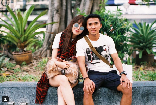 Chanathip và bạn gái.