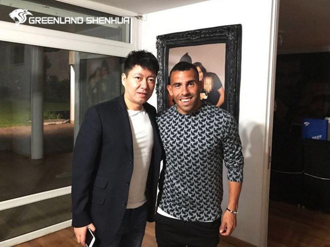 Báo chí Trung Quốc cho rằng không có chuyện Tevez được trả lương cao ngất ngưởng tại Shanghai Shenhua.