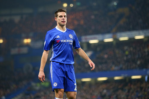 4. Cesar Azpilicueta (Chelsea, 1.371 lần).