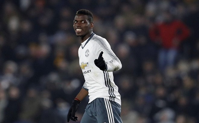 Paul Pogba vừa sắm vai người hùng giúp MU ghi danh vào chung kết League Cup bằng "bàn thắng vàng" trên sân KCOM của Hull City. Ảnh: Daily Mail.