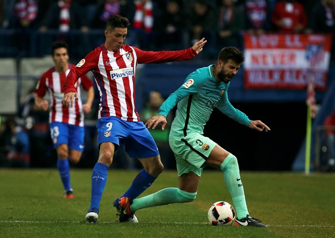 Torres tỏa sáng khi Atletico gặp khó. Ảnh: Reuters.