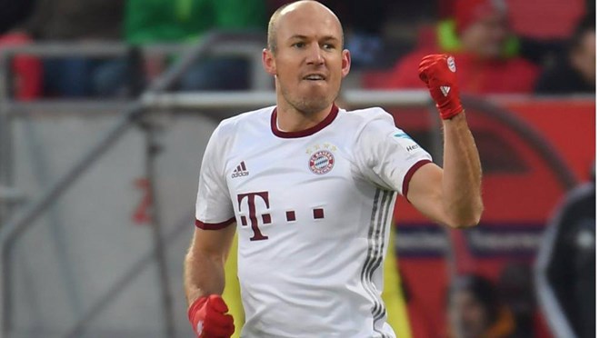 Robben ấn định chiến thắng cho Bayern trước Ingolstadt. Ảnh: Imago.