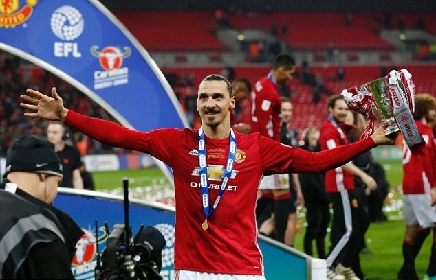 Sau chức vô địch League Cup, MU sẽ trở về sân nhà để tiếp đón Bournemouth trong khuôn khổ vòng 27 giải Ngoại hạng. Khoảng cách giữa "Quỷ đỏ" và top 4 vẫn đang là 2 điểm.