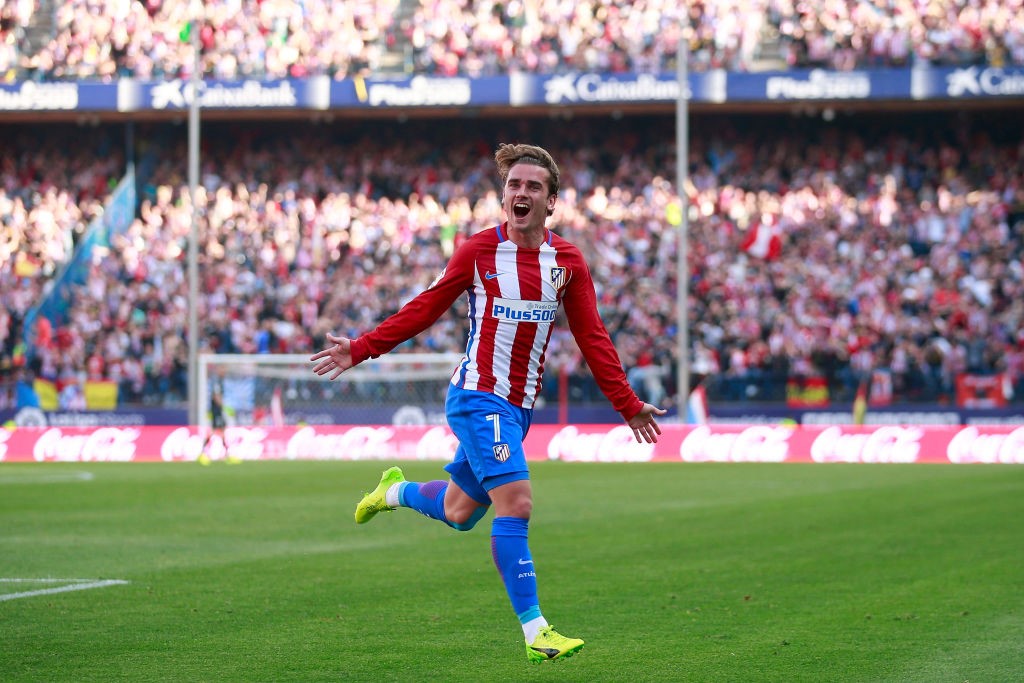 Sau khi hiệp 2 diễn ra 16 phút, Antoino Griezmann giúp Atletico Madrid gia tăng cách biệt lên thành 2-0.