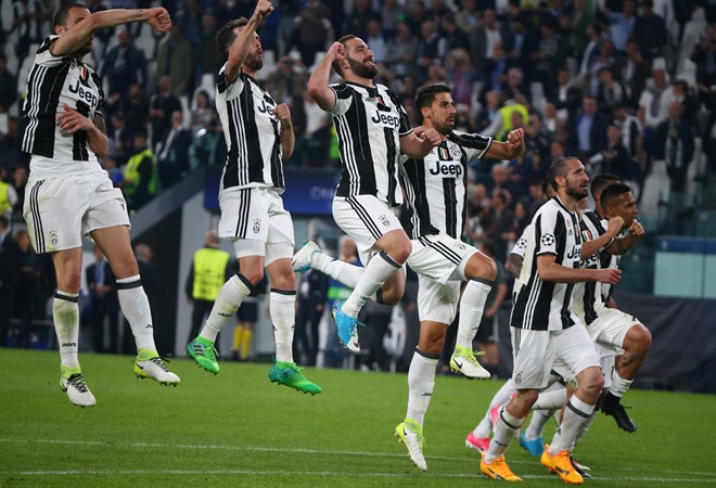 Juventus đừng quên bài học Barca làm với PSG.