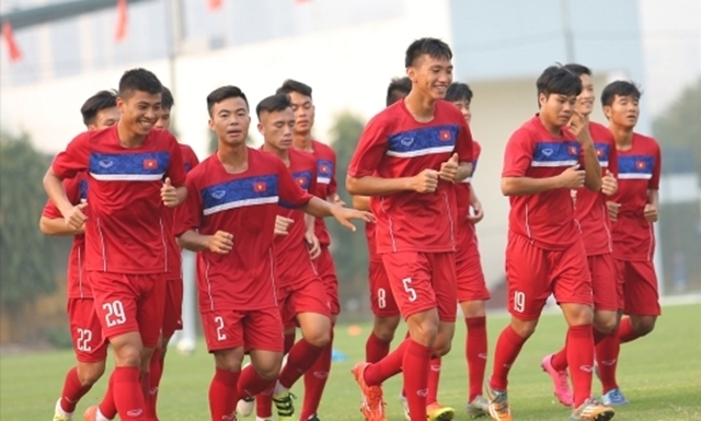 Chuyên gia Đức bất ngờ về thể trạng của U20 Việt Nam.