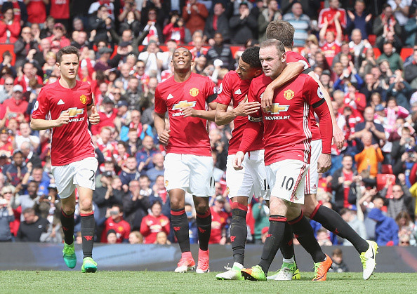 Đây mới là lần thứ hai trong lịch sử, MU có số trận hòa sân nhà lên đến 2 con số (10 trận hòa). Lần đầu tiên là mùa 1980/81 (11 trận hòa).