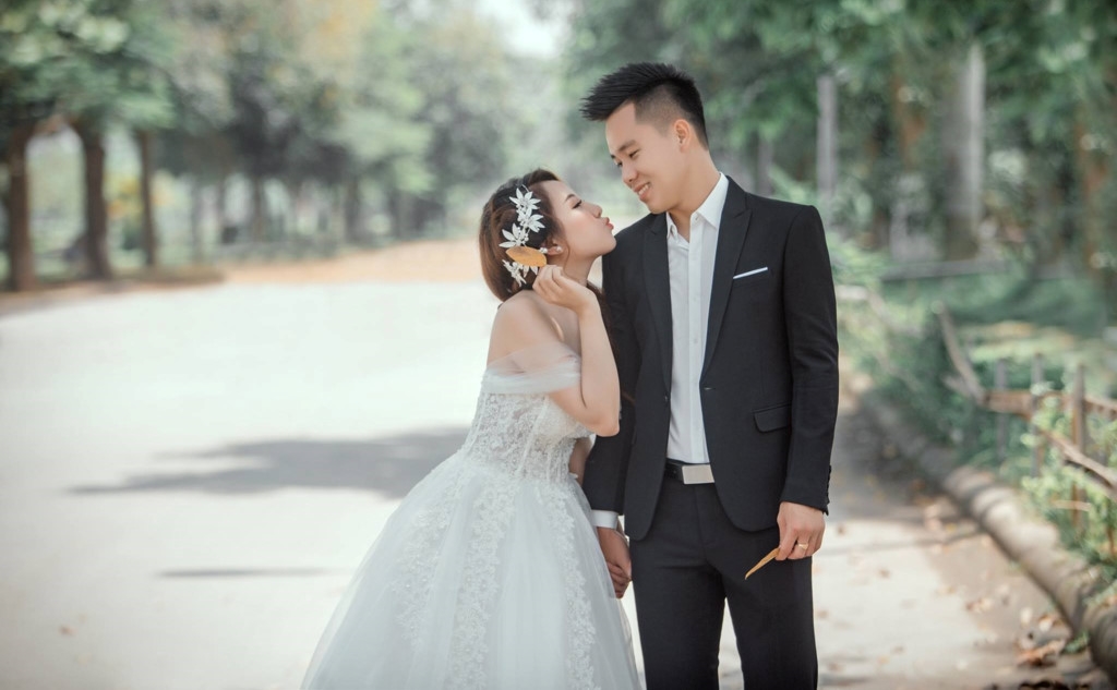 Tiền đạo sinh năm 1995 cho biết anh quyết định lập gia đình để sớm ổn định và tập trung phấn đấu sự nghiệp trong màu áo CLB Thanh Hóa.
