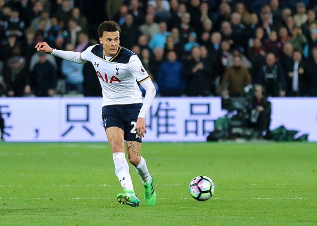 Nếu Chelsea đánh bại Middlesbrough, khoảng cách giữa họ và Spurs sẽ được gia tăng lên thành 7 điểm. Dele Alli chỉ còn biết tự trách mình khi sảy chân vào thời điểm quan trọng nhất của mùa giải.