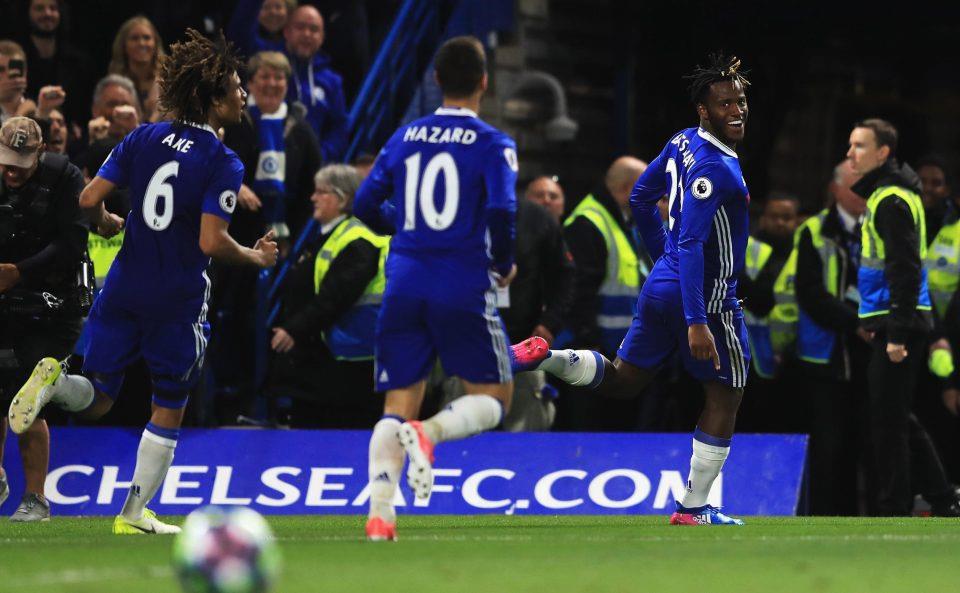 45 - Chelsea đã giành được 45 điểm trên sân nhà ở Premier League mùa này - số điểm cao nhất một mùa giải kể từ khi Man United đạt được 42 điểm ở chiến dịch 2011/12.