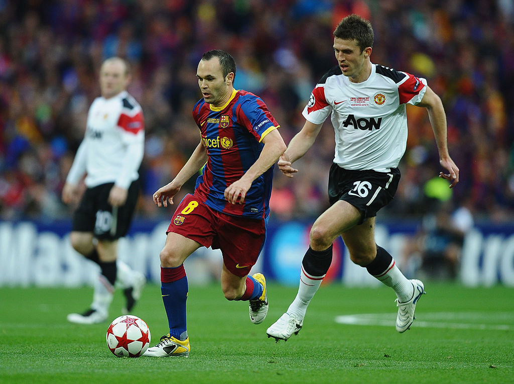 Tiền vệ Michael Carrick: Lão tướng người Anh sẽ hết hạn hợp đồng vào mùa hè năm nay và nhiều khả năng sẽ tiếp tục được BLĐ MU gia hạn thêm một năm nữa.