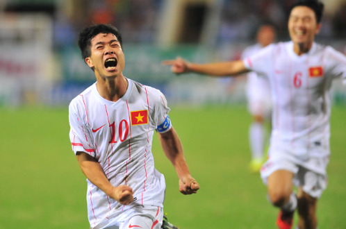 Tình yêu mãnh liệt chơi bóng của Công Phượng đang bị lạc lối, dể người hâm mộ chờ đợi trận này qua trận khác