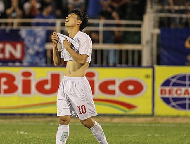 Nhưng anh khiến người hâm mộ lo lắng vì mất dần đi bản năng sát thủ ghi bàn rõ ràng.