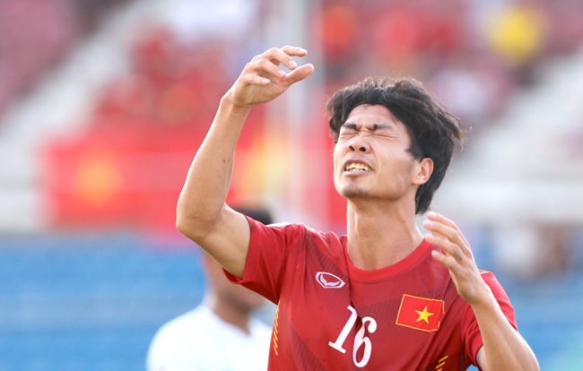 Dù được HLV Hữu Thắng ưu ái, nhưng Công Phượng thường gây thất vọng.