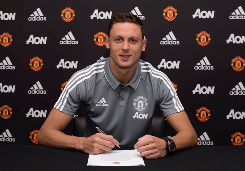 Nemanja Matic ký hợp đồng 3 mùa với Man United.
