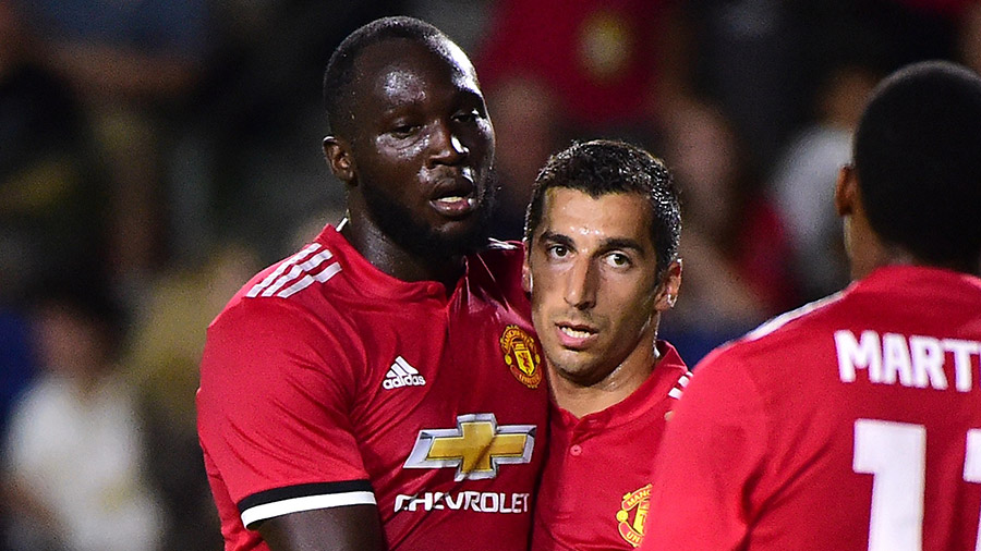 Lukaku và các tiền đạo MU đang hưởng lợi từ Mkhitaryan.
