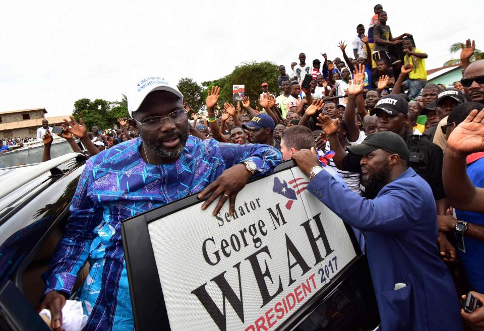 Sự nghiệp bóng đá đã giúp ích rất nhiều cho George Weah trên con đường của một chính trị gia. Ông có tầm ảnh hưởng rất lớn tại quê hương mình. Tên của Weah luôn nhắc nhở người dân Liberia về một cuộc sống tốt đẹp.