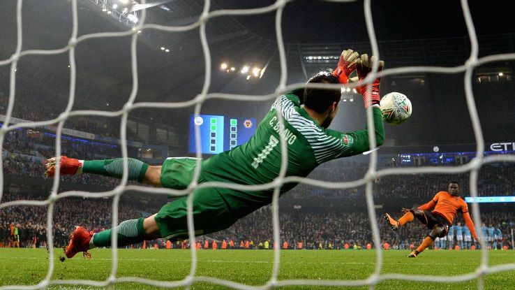 Claudio Bravo chơi rất hay trong chiến thắng của Man City trước Wolvehampton Wanderers.