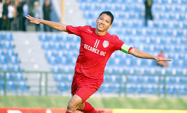 Anh Đức giành danh hiệu vua phá lưới V-League 2017.