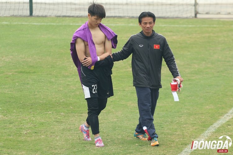 Bão chấn thương vẫn chưa bỏ qua cho U23 Việt Nam. Ảnh: Giang Nguyễn.