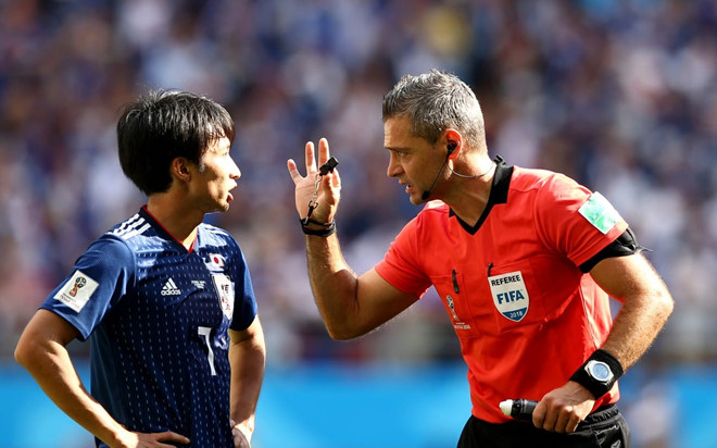 Trọng tài Damir Skomina đã có những quyết định dứt khoát và chính xác. Ảnh: FIFA.