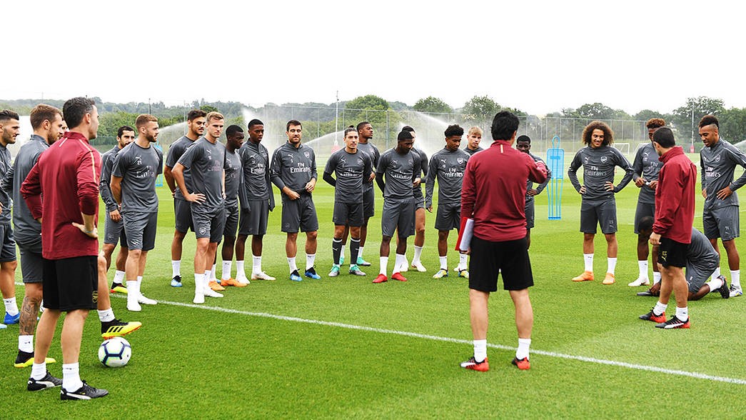 Tân HLV Unai Emery đang đi tìm những lựa chọn nhân sự tốt nhất cho mùa giải mới tại Arsenal.