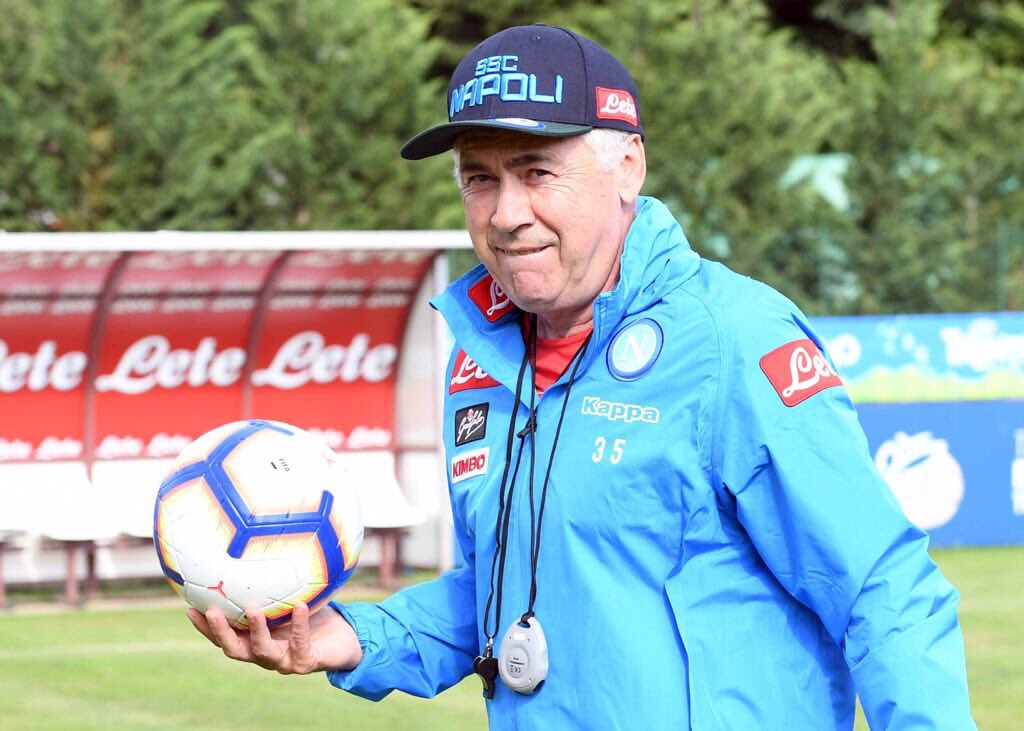 Carlo Ancelotti liệu có thể giúp Napoli đánh đổ thế thống trị của Juventus?