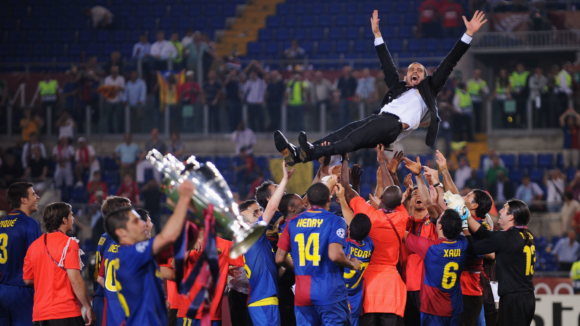 Barca từng thống trị làng bóng đá châu Âu bằng lối chơi Tiki-taka.