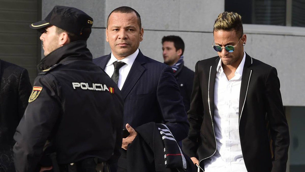 Neymar trả giá vì sự tham lam - Bóng Đá