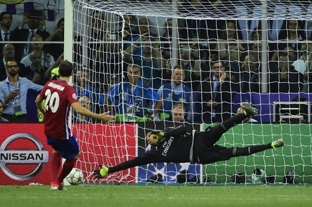 Loạt penalty may rủi đã không bỏ qua cái tên Juanfran. Ảnh: Internet.