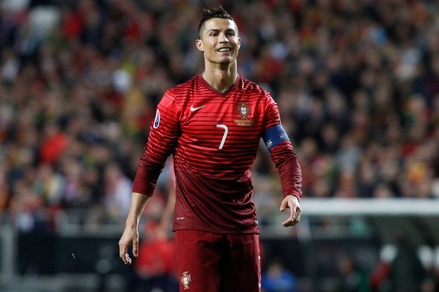 Mọi sự kỳ vọng của Bồ Đào Nha đang đặt trên vai CR7. Ảnh: Internet.