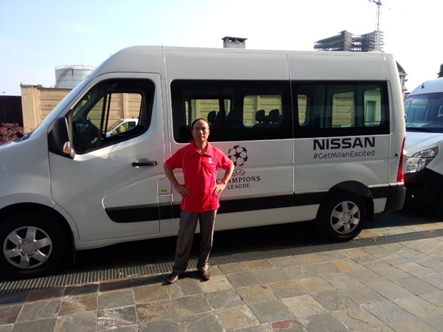 Nissan sắp xếp phương tiện đưa đón và bố trí hướng dẫn viên du lịch riêng cho từng khách hàng.
