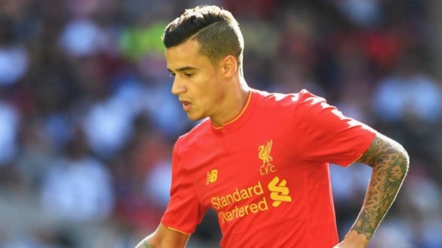 Chạy cánh trái Philippe Coutinho: Ngôi sao người Brazil có thể thoải mái phô diễn khả năng đi bóng của mình trước hàng phòng ngự mỏng manh của Arsenal vào trận đấu đêm nay. Ảnh: Internet.