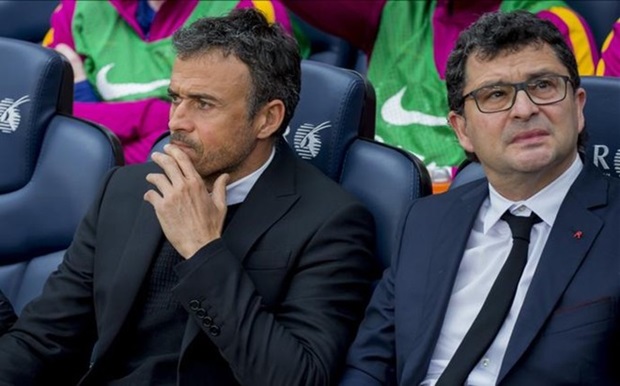 Bác sĩ Ricard Pruna luôn theo dõi sát sao các cầu thủ cùng HLV Enrique. Ảnh: Internet.