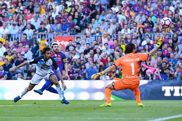 Chỉ khi Messi có mặt trên sân, Barca mới trở lại với hình ảnh quen thuộc. Ảnh: Internet.