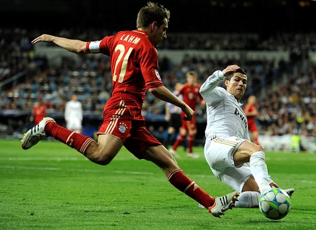 Lahm từng gieo sầu lên Real của Mourinho tại bán kết Champions League 2011-12. Ảnh: Internet.