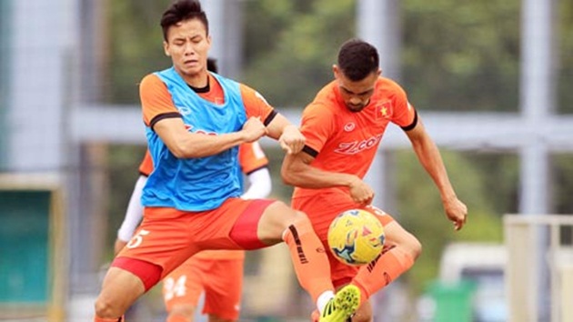 ĐT Việt Nam có điểm yếu ở hàng phòng ngự. Ảnh: Internet.