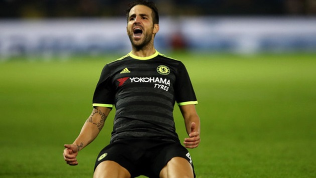 Với Conte, Fabregas vẫn là cầu thủ quan trọng.